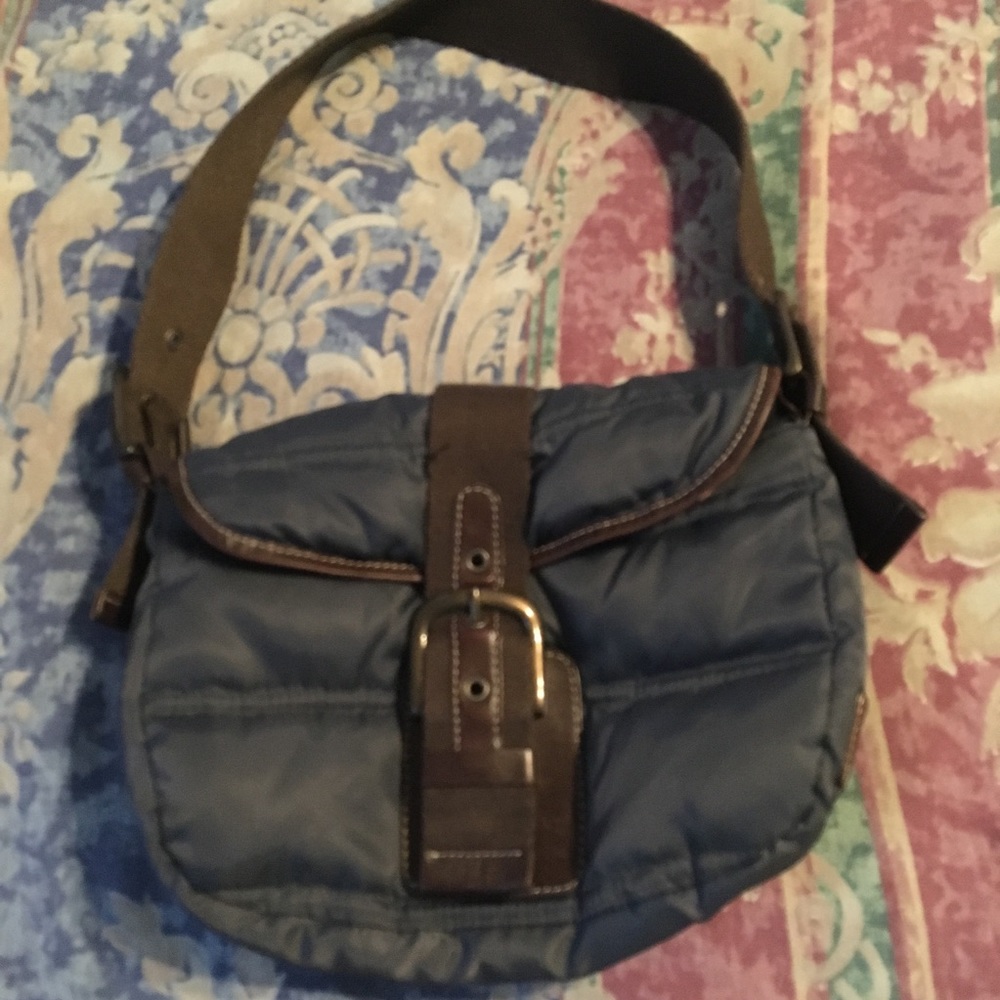 Eddie Bauer quilted adjustable strap bag